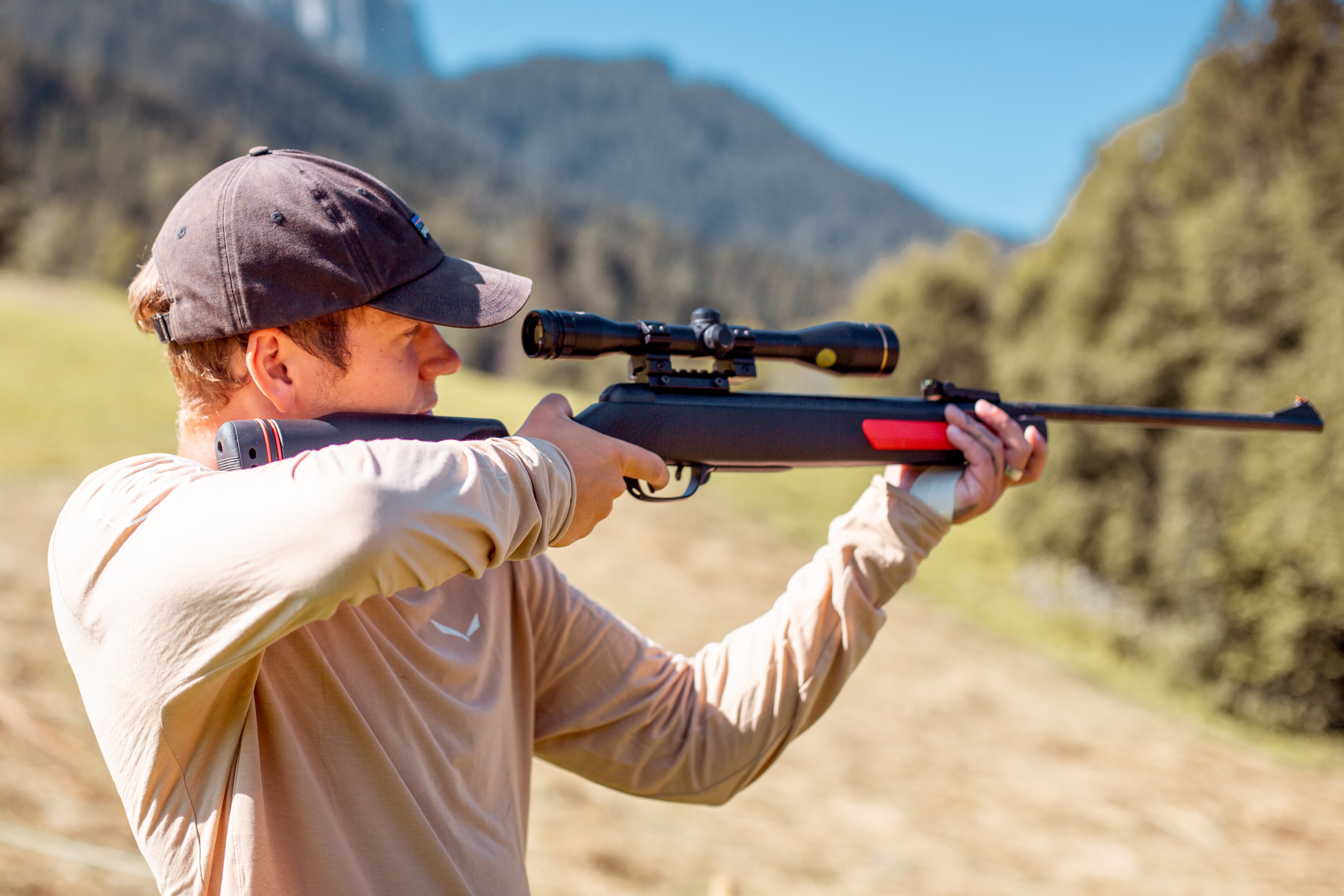 Archery and air guns in Gstaad and Rougemont