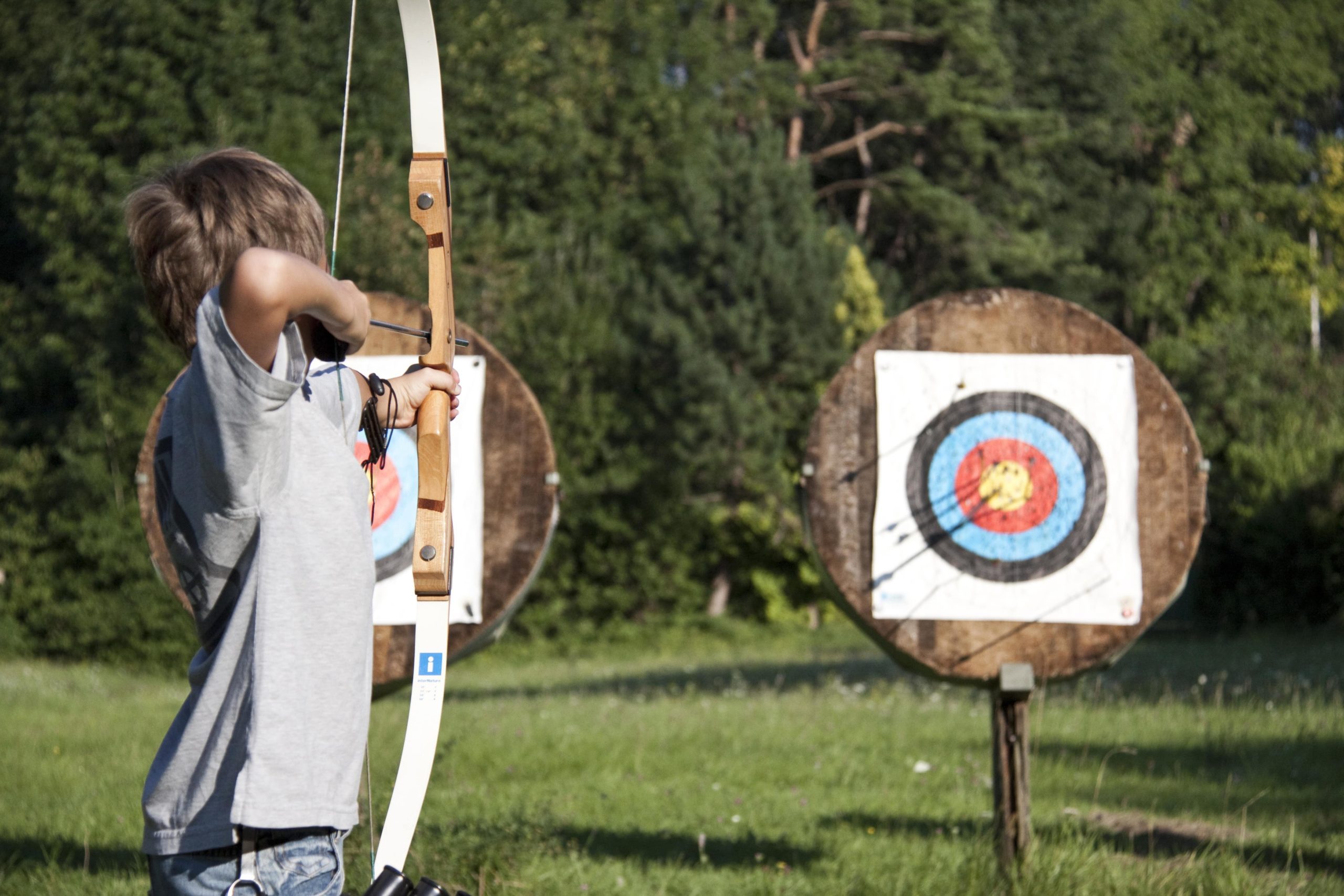 Archery and air guns in Gstaad and Rougemont