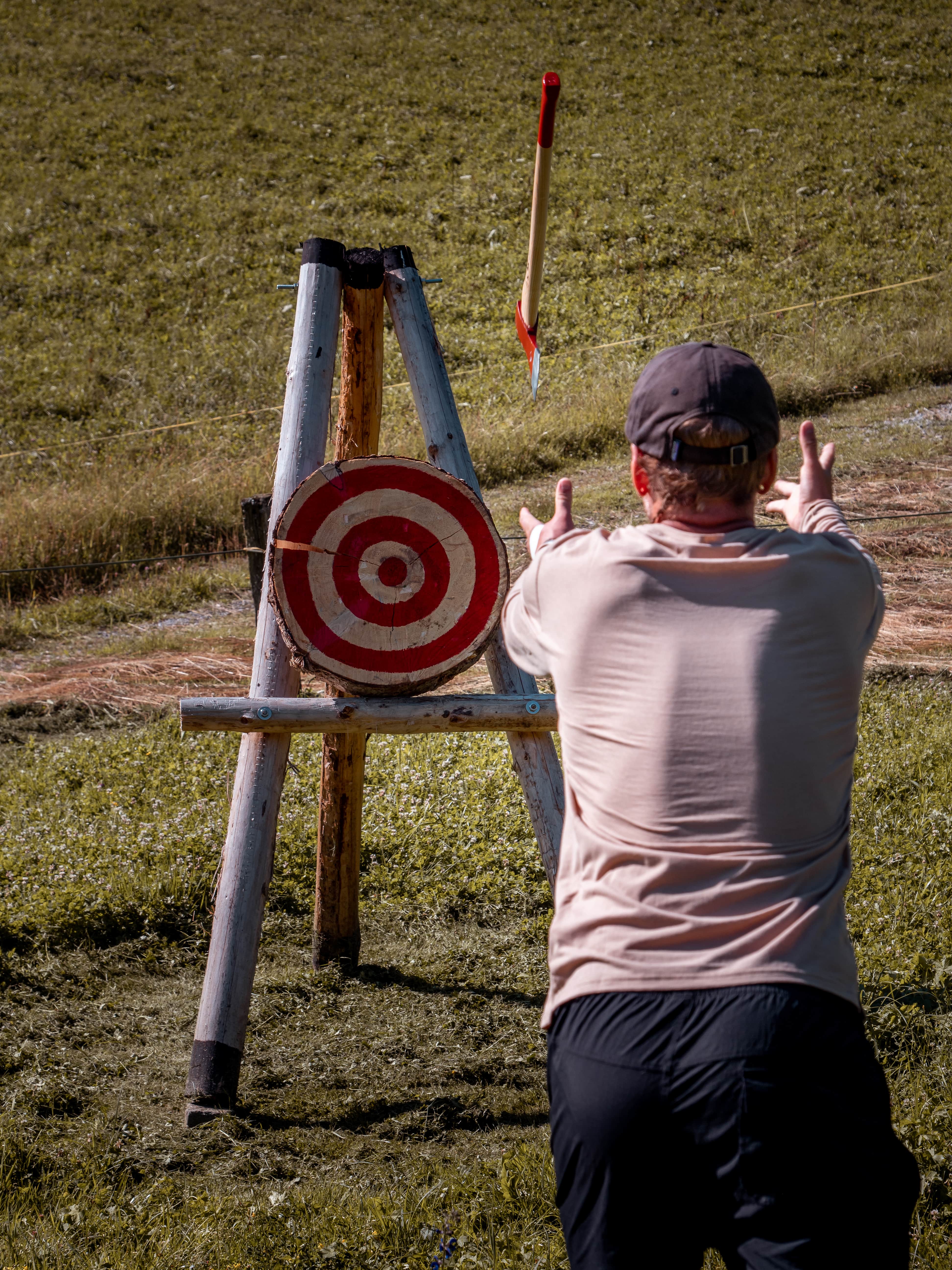 Axe Throwing in Gstaad and Rougemont