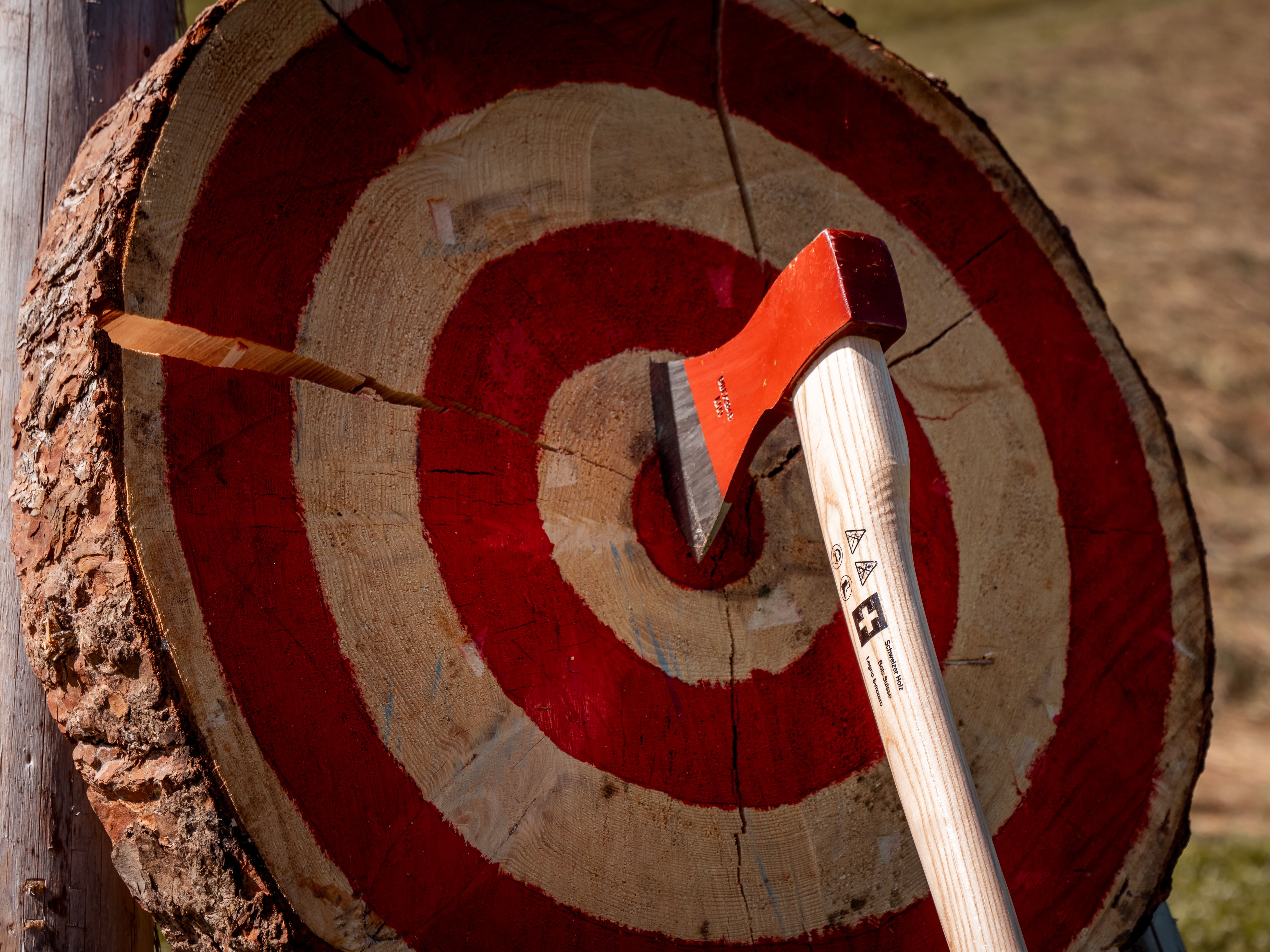 Axe Throwing in Gstaad and Rougemont