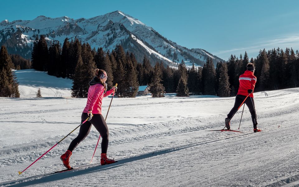 Langlaufunterricht mit einem privaten Lehrer auf den Loipen rund um Gstaad